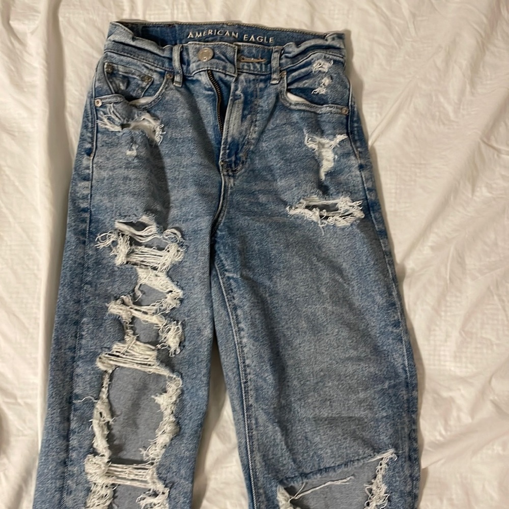 distressed american eagle stretch jeans size 0